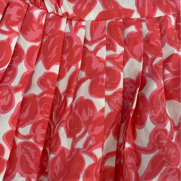 Poppy Pink Bright Floral 1940’s Dress with Ruffle Pleat Neckline - The Notebook - Picture 10 of 11